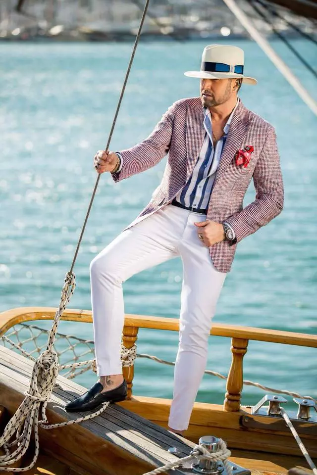 39926967_2067002266677436_2021748471819665408_n