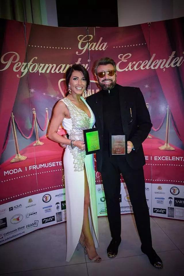 45642405_2169513709759624_1759071252703608832_n