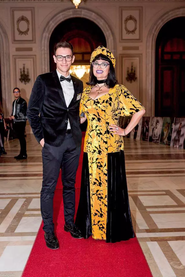 45491617_10156709736638718_4952537930162765824_n