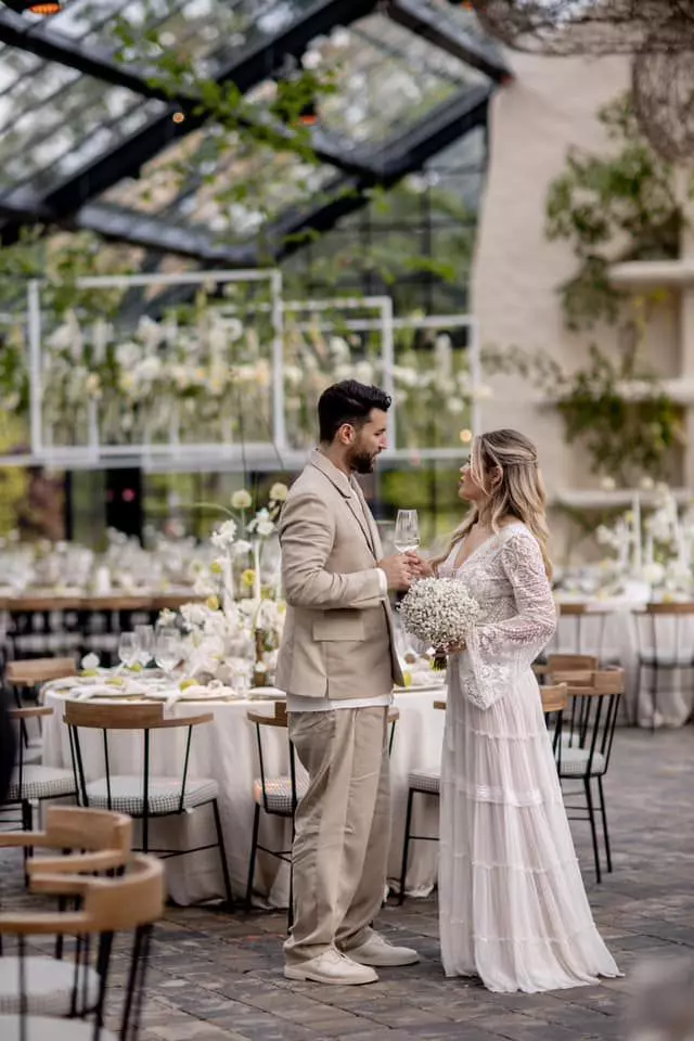 nunta-anului-gina-pistol-senzationala-in-a-doua-rochie-de-mireasa-pe-care-a-purtat-o-la-petrecere_4-5