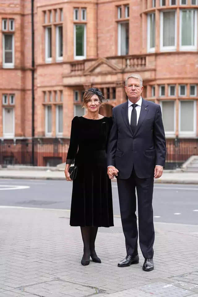 Carmen-Iohannis-7