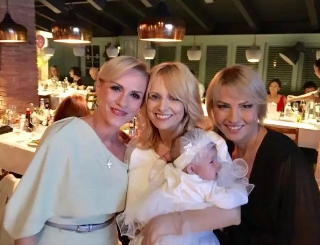 22184684_10155160348383235_639126408_n