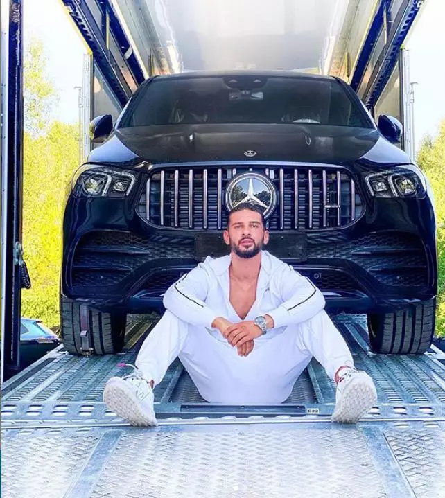 Dorian Popa fara permis