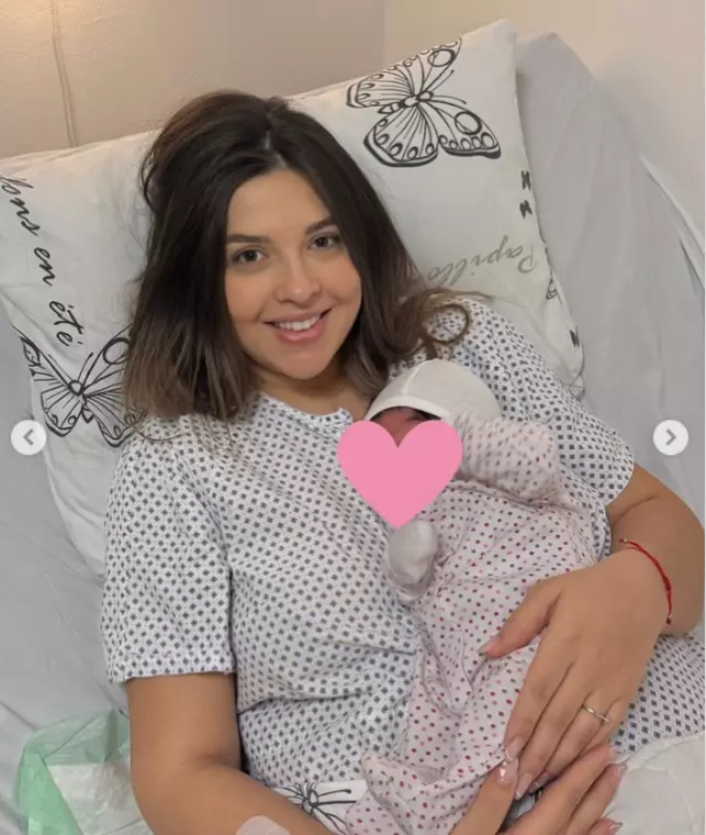daniela iliescu a nascut fetit