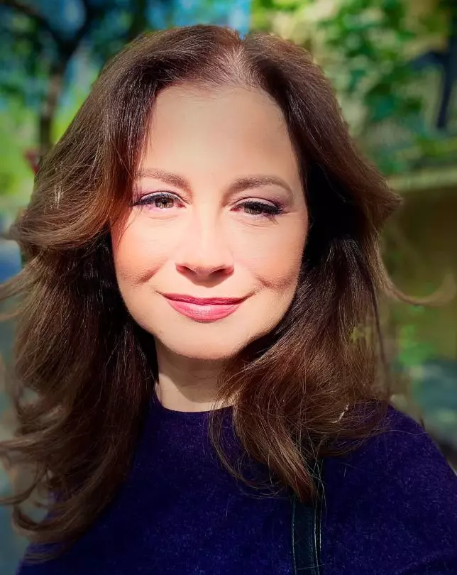 corina danila 21