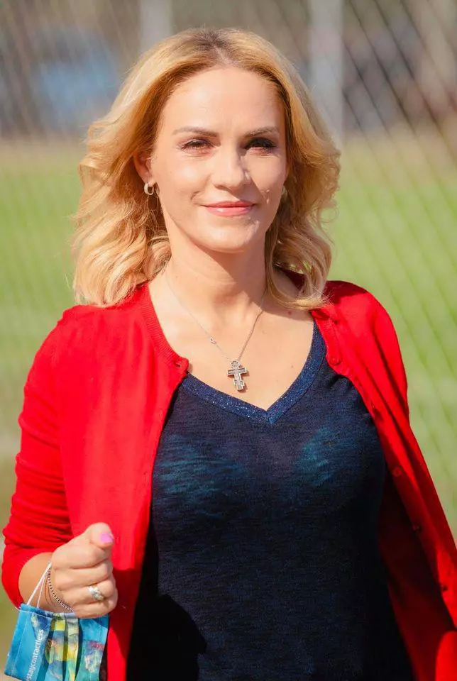 Gabriela-Firea-s-a-tuns-scurt-2