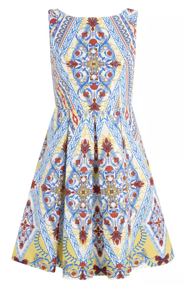 DEBENHAMS_REDHERRING_270_Lei.jpg