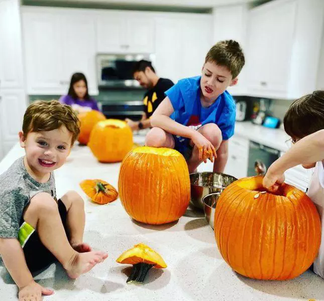 Ce-face-si-cum-arata-acum-Thomas-Beatie-9