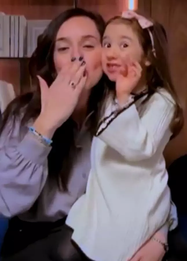 alessandra si carlotta (2)