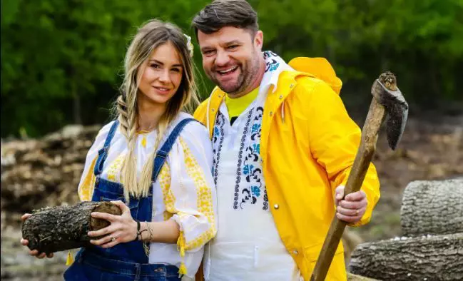 andrei-si-gratiela-duban-isi-testeaza-dragostea-la-ferma-vedetelor_1_size24