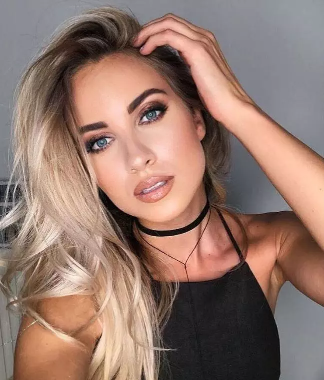 cine-este-otniela-sandu-10