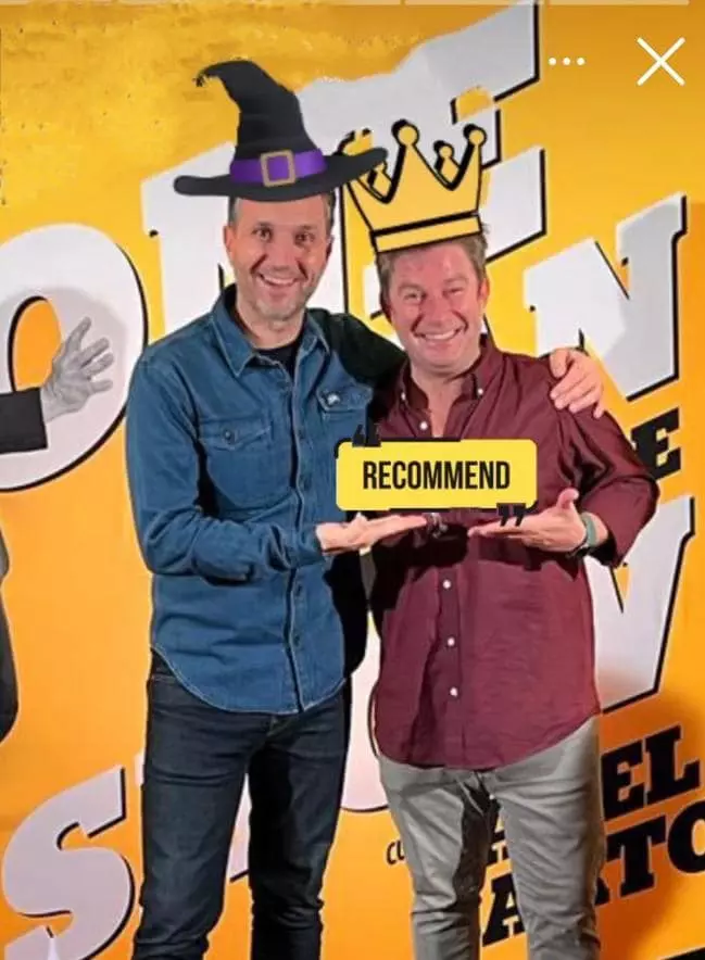 pavel-bartos-alaturi-de-sotia-lui-si-fiicele-lor-la-premiera-one-man-aproape-show.-cum-s-au-fotografiat-1