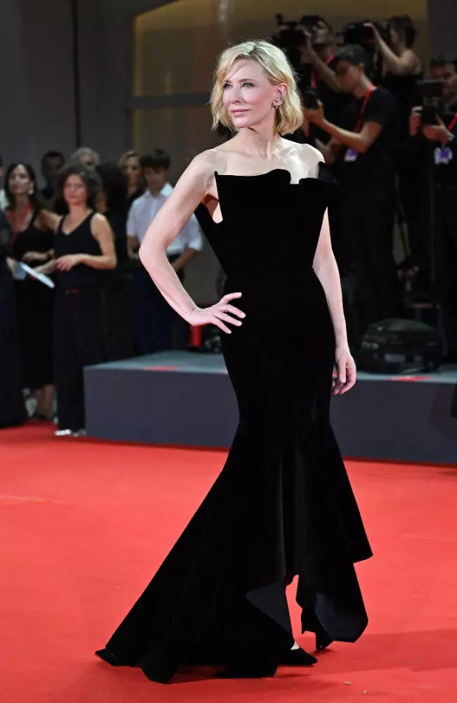 6. Cate Blanchett în Louis Vuitton