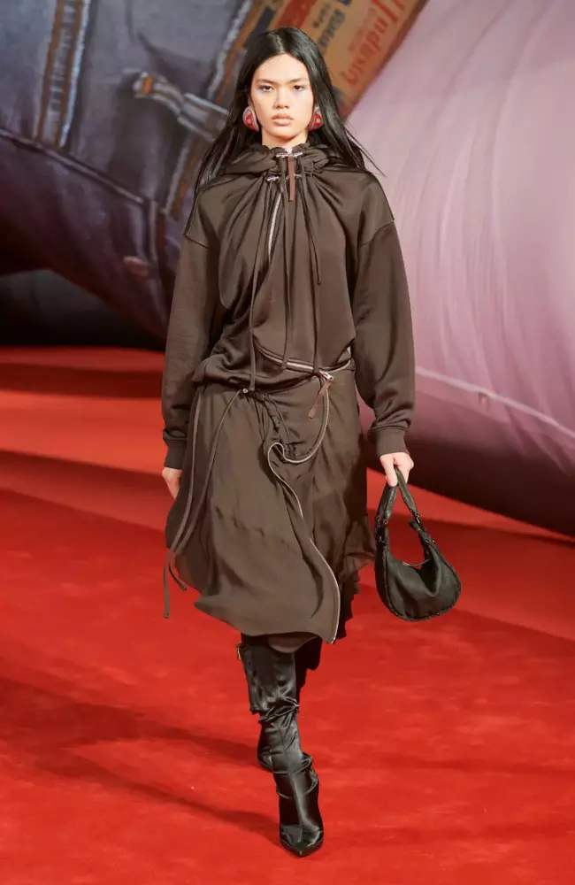 5. Glenn Martens pentru Diesel