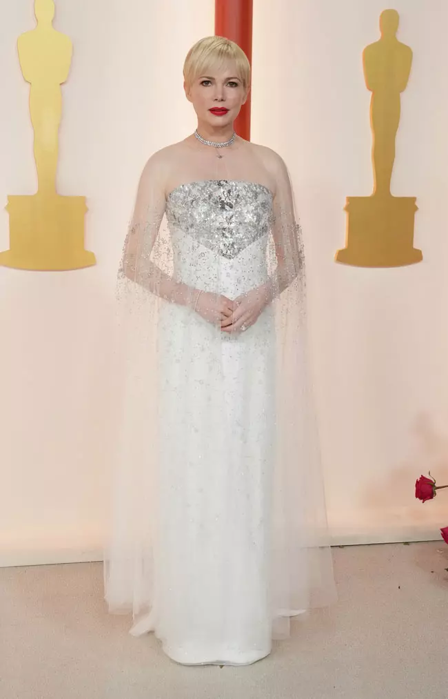 8. Michelle Williams în Chanel