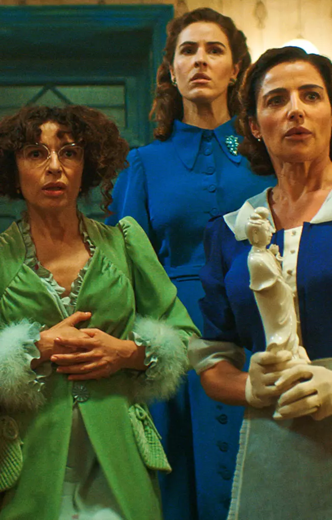 7 Women and a Murder