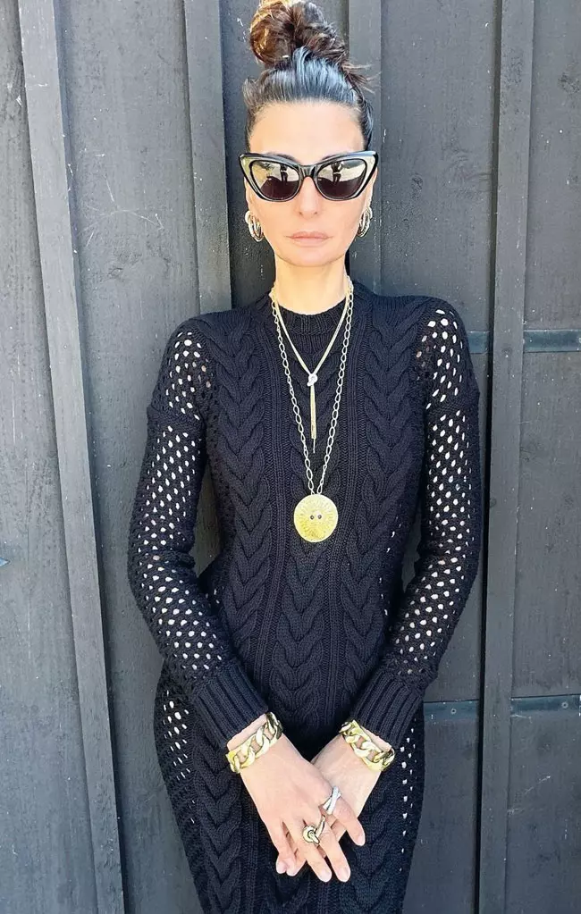 All Black (giovannaengelbert)