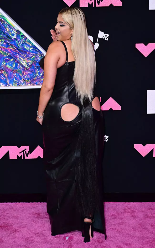 Bebe Rexha, tinuta The Uncommonist