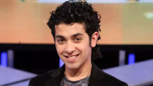 valentin-dinu-romanii-au-talent-schimbare-de-look_4_size7-1