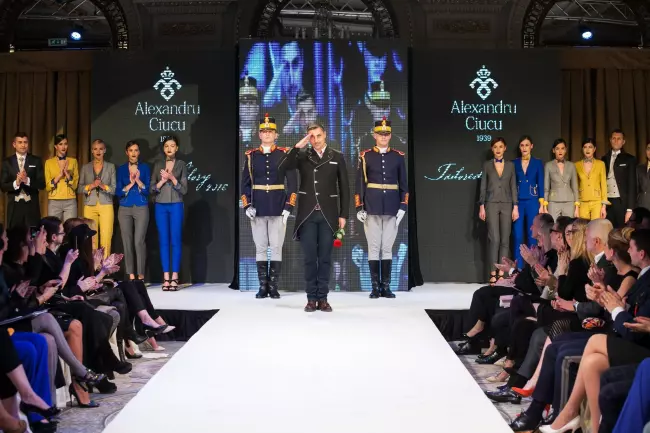 Prezentare-Alexandru-Ciucu-Tailored-Glory-2015-30