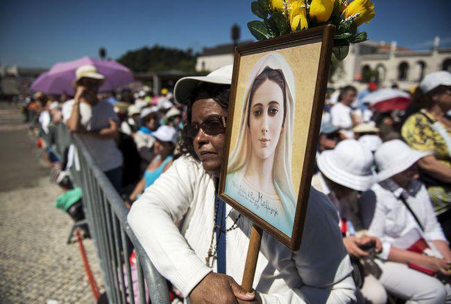 Rugăciunea La Sfanta Fecioară De La Fatima Este Făcătoare De Minuni