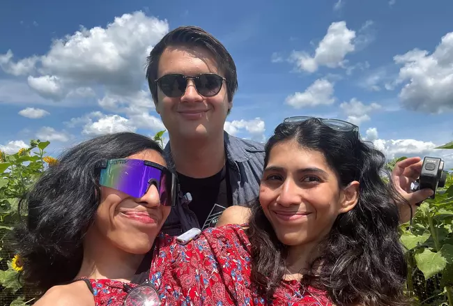 Surorile siameze Carmen și Lupita, dezvăluiri sincere despre dragoste și intimitate. Împart același trup, aceeași viață, iar una dintre ele s-a căsătorit