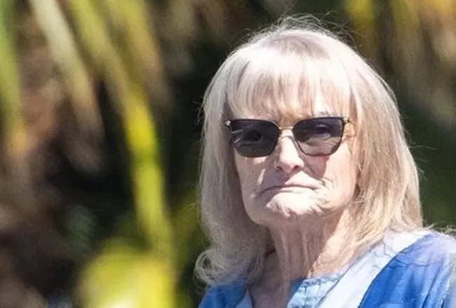 O recunoști? Femeia care a zguduit showbizul anilor ’90, azi de nerecunoscut. Ce a dezvăluit despre copii și viața ei departe de lumina reflectoarelor