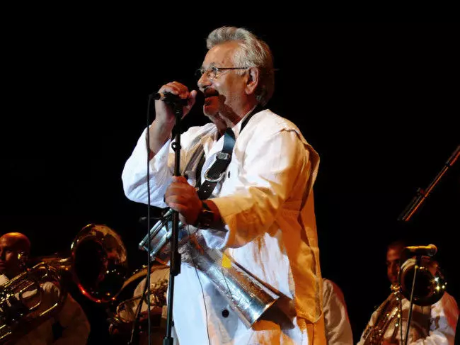 OVIDIU-LIPAN-TANDARICA-si-FANFARA-10-PRAJINI