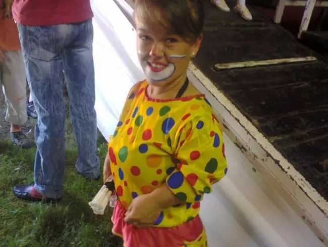 3-vaduva-celui-mai-indragit-pitic-din-romania-imagini-emotionante-de-craciun-fotogalerie