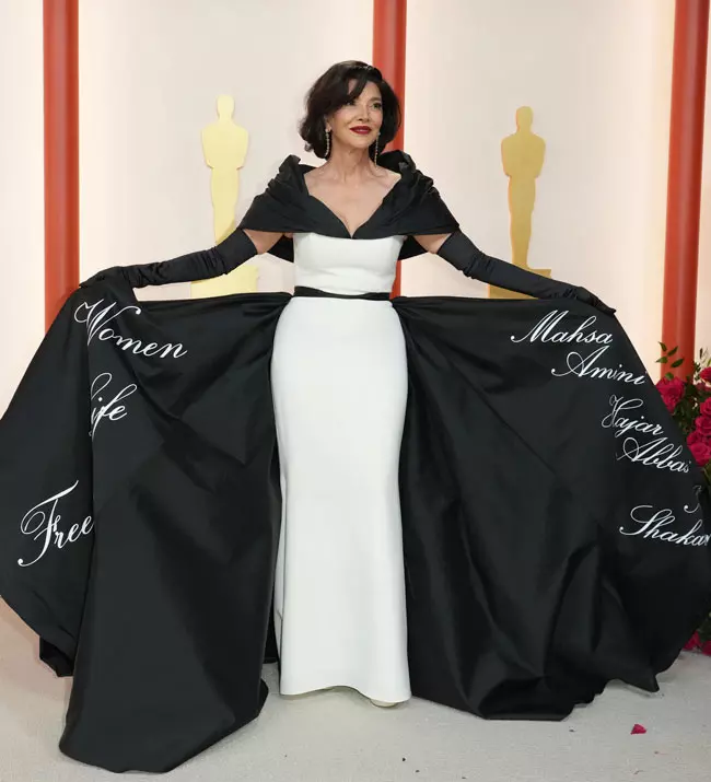 Shohreh Aghdashloo