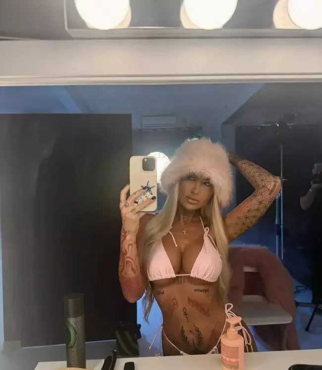 Dellli