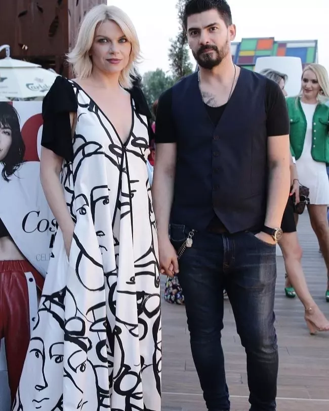 ANDREEA SI SOTUL EI, ADRIAN