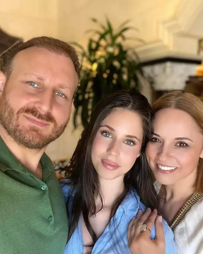 andreea-marin-adrian-brincoveanu-1-1