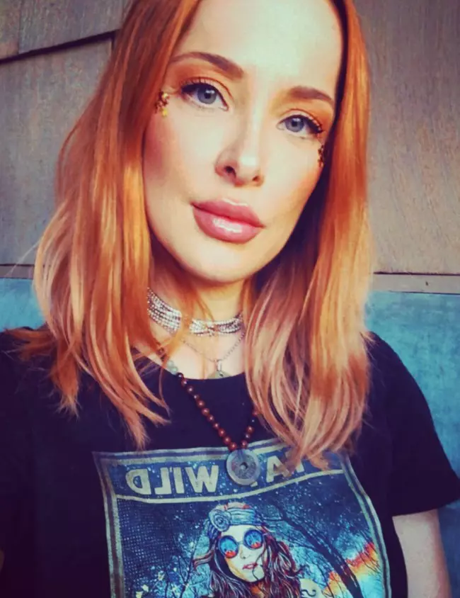 diana-rein-singur-acasa