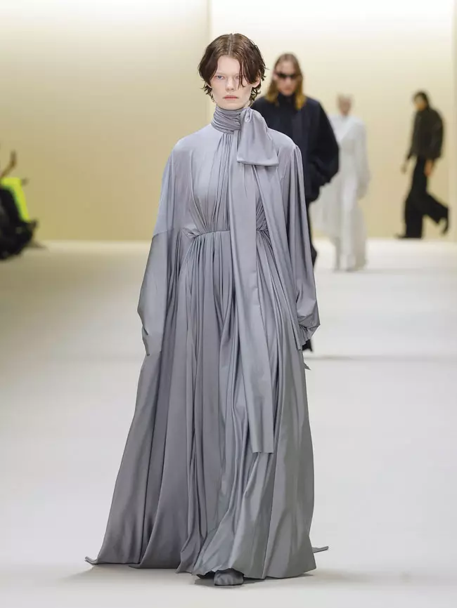 Take a bow (Balenciaga)