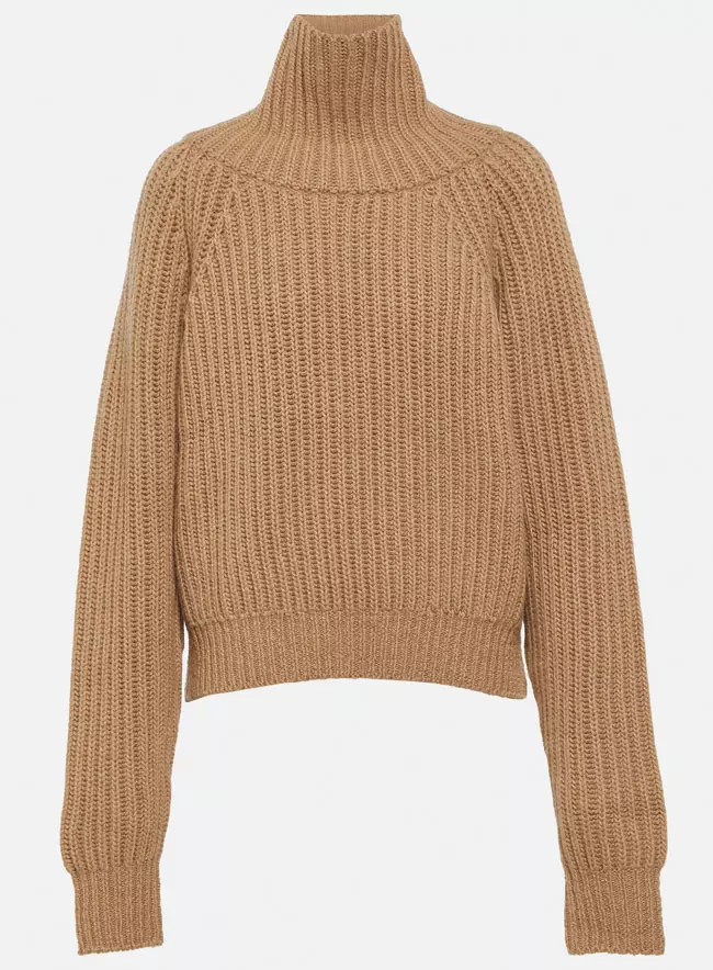 Pulover din cașmir, Khaite, 2.160 euro, www.mytheresa.com