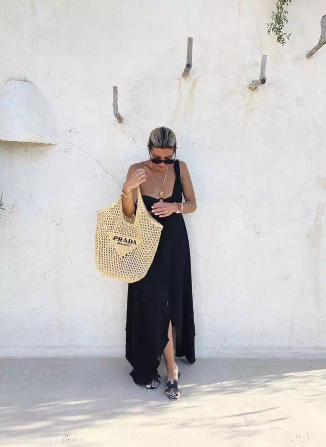 All Black (aylin_koenig)