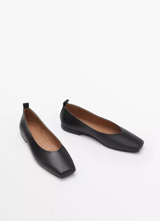 3. Balerini din piele, Massimo Dutti, 499 lei