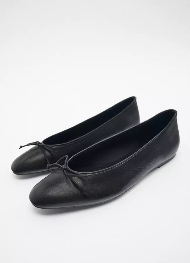 4. Balerini din piele, Zara, 199,90 lei
