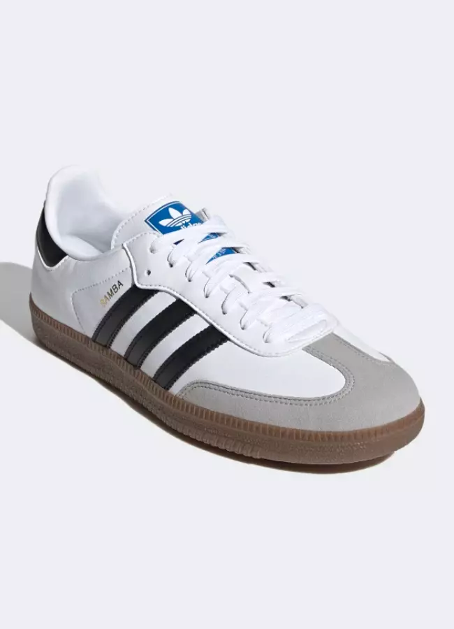 5. Sneakers din material reciclat, Adidas, 100 euro