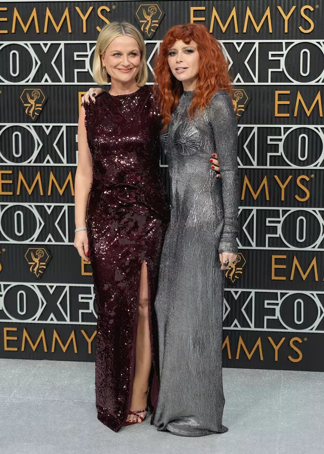 Amy Poehler si Natasha Lyonne