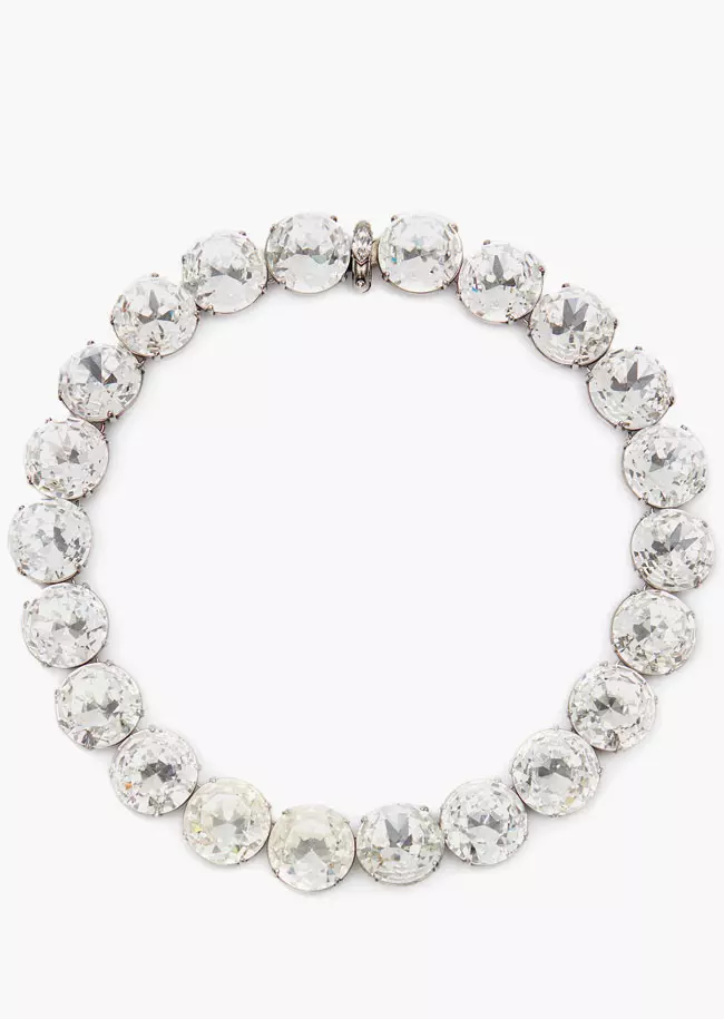Colier din alamă cu cristale, Alexander McQueen, 1.490 euro
