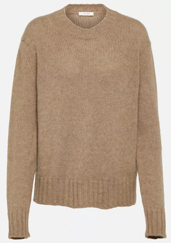 Pulover din cașmir, The Row, 2.870 euro, www.mytheresa.com