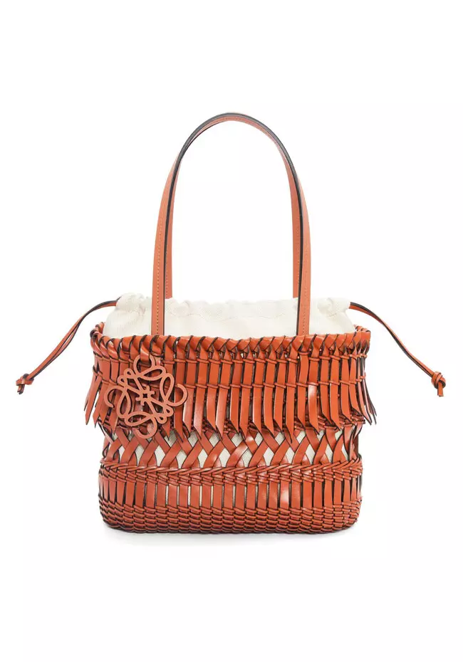 Geantă din piele, Loewe, 2.200 euro
