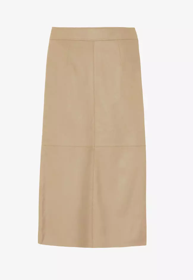 Fustă din piele, The Frankie Shop, 499 euro