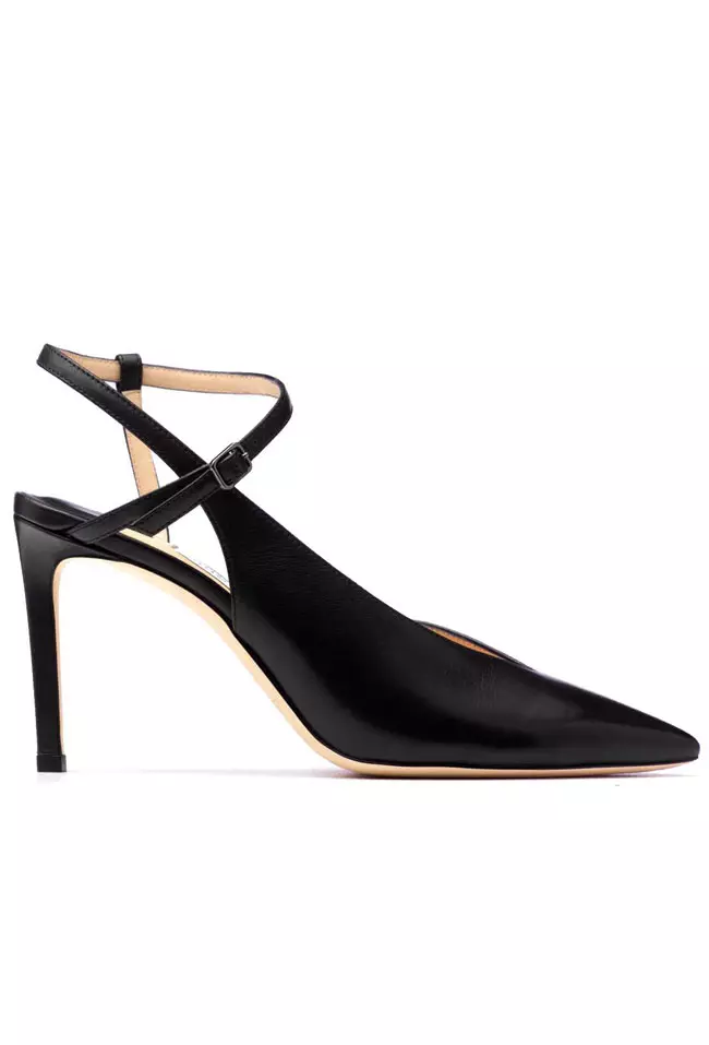Pantofi din piele, Jimmy Choo, 625 euro, magazinul Mengotti
