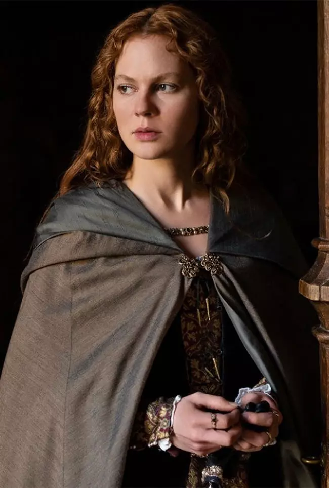 Becoming Elizabeth