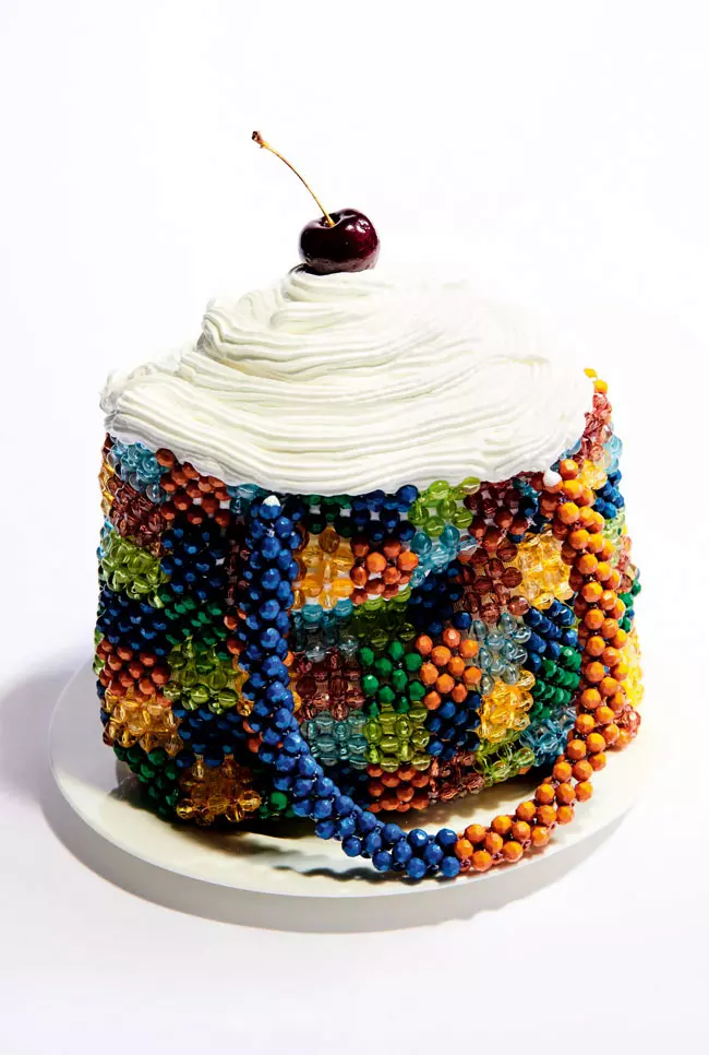 Geantă din mărgele, Zara, 179,90 lei