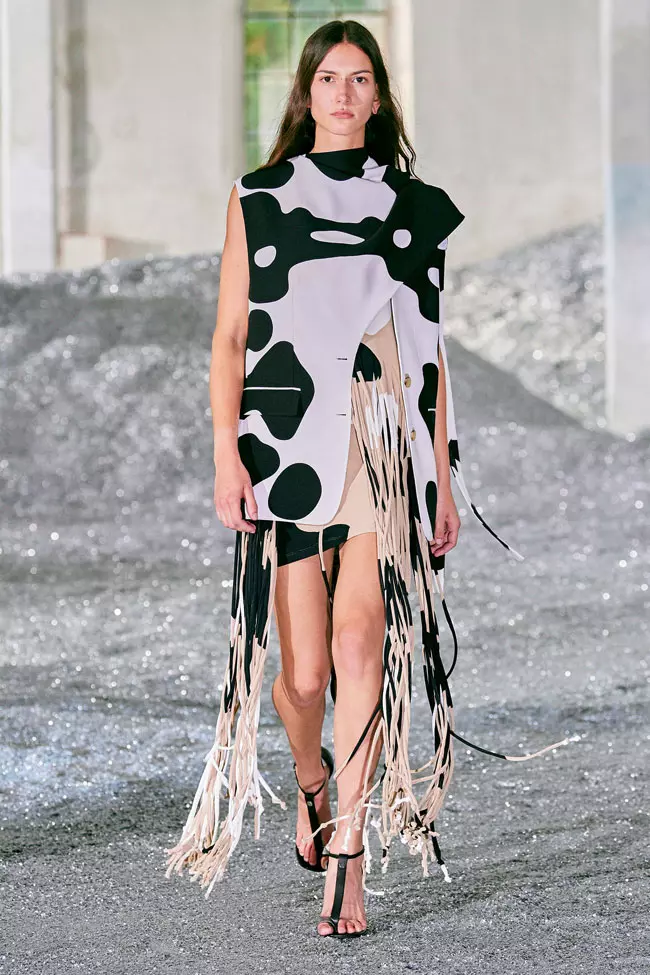 Fringe me up! (Burberry)