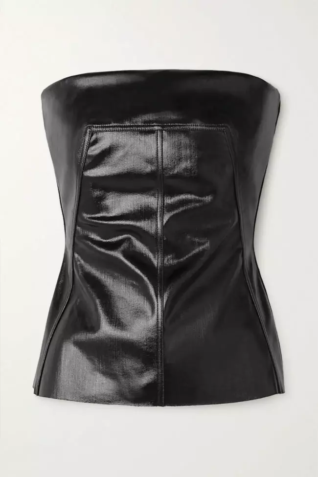 Top din denim peliculizat, Rick Owens, 2.900 lei, magazinul Entrance